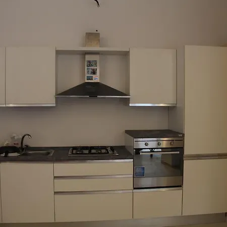 Lemon Tree Apartment